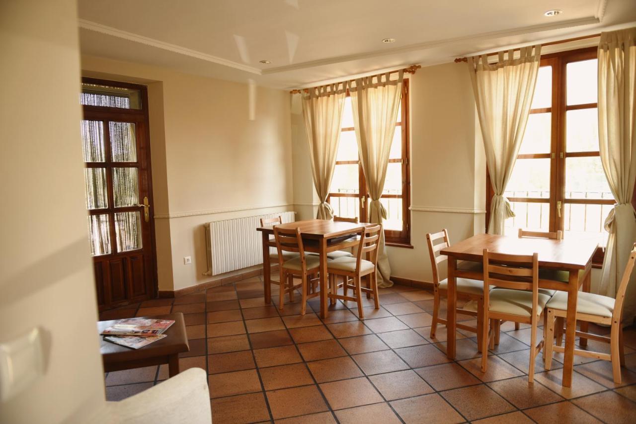 Hostal San Martin Molinos de Duero Luaran gambar