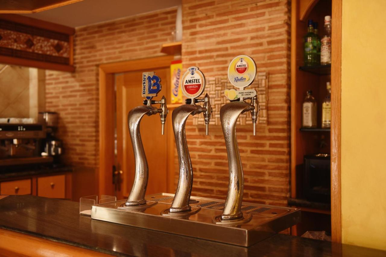 Hostal San Martin Molinos de Duero Luaran gambar